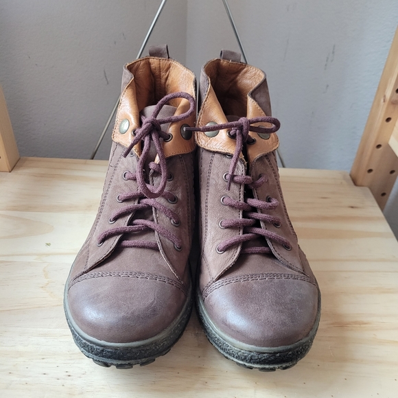 NWOT Italia 1041 Kiki Mid Brown Distressed Leather Boots 37 - Picture 4 of 11